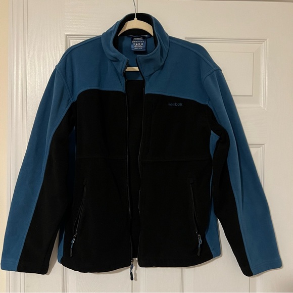 Reebok Outerwear Men’s Small Fleece Jacket Blue Black Zip Up Pockets - Picture 1 of 8
